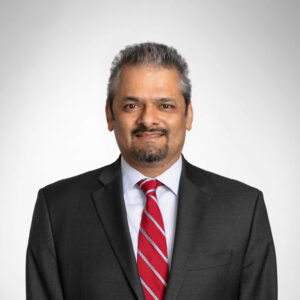 Headshot of Srinu Sonti